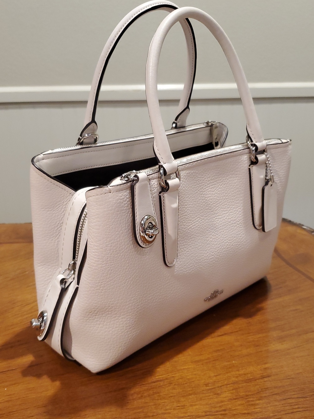 Coach Brooklyn 28 Bag In Chalk White - Picture 16 of 16